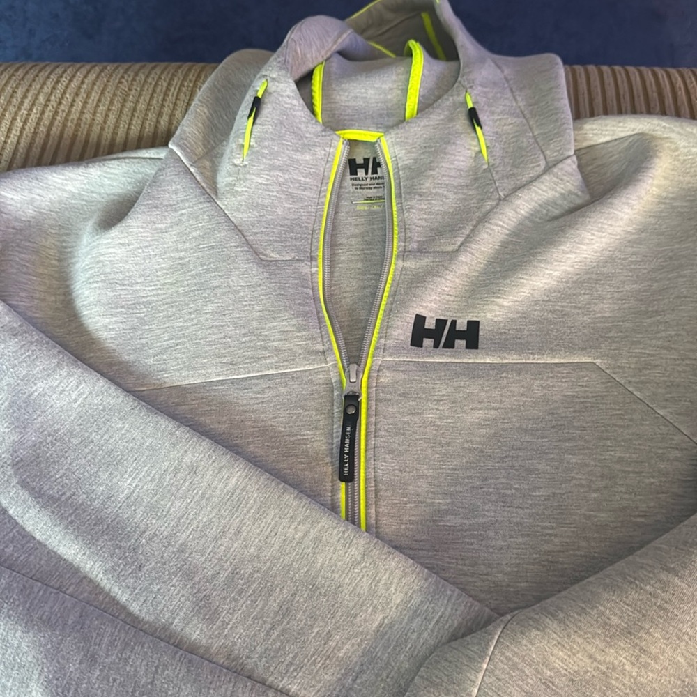 Men’s XXL Helly Hansen grey zipper sweatshirt